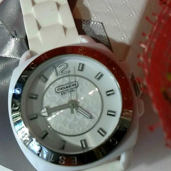 Stunning Vintage Coach Watch main image 8